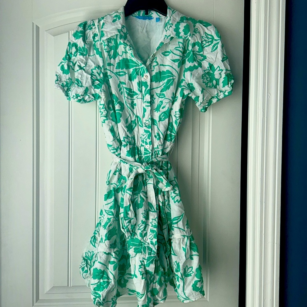 Green Floral print Midi dress,Linen Material w/ under dress, not see through